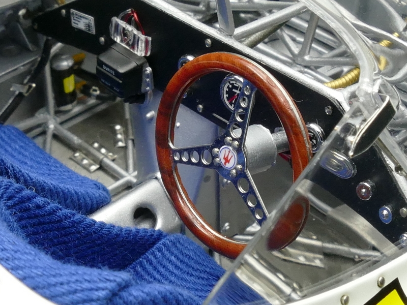 CMC Maserati Tipo 61 Birdcage, GP Cuba Havanna #7 /SIGNATUR EDITION Stirling Moss - 1/18 – Bild 4