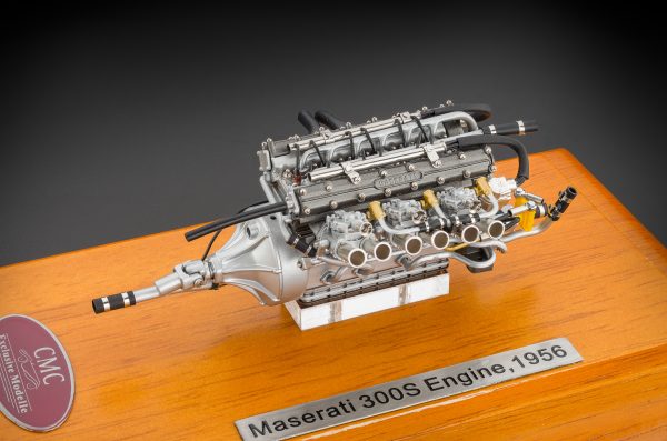 CMC Maserati 300 s Motor M-120