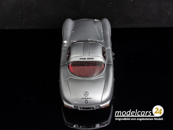 CMC Mercedes 300 SLR Uhlenhaut M-076 Bild 1