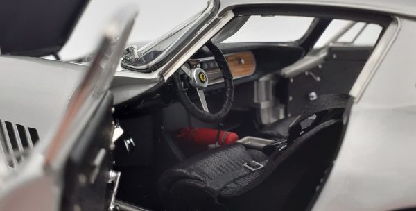 CMC Ferrari 275 M-211 interior
