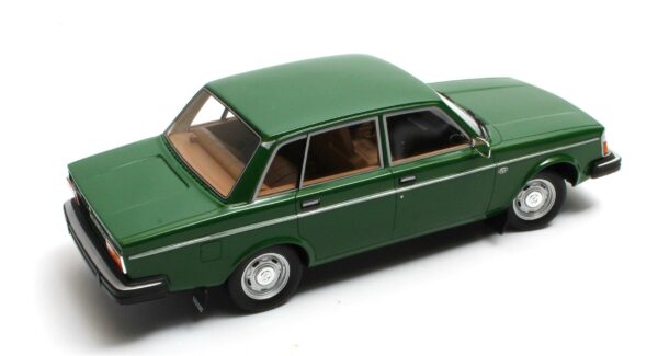 Cult Scale Volvo 244DL green 1975