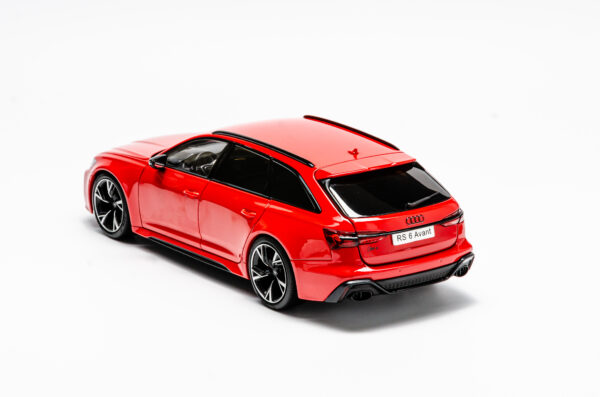 Kengfai Audi RS6 Avant rot