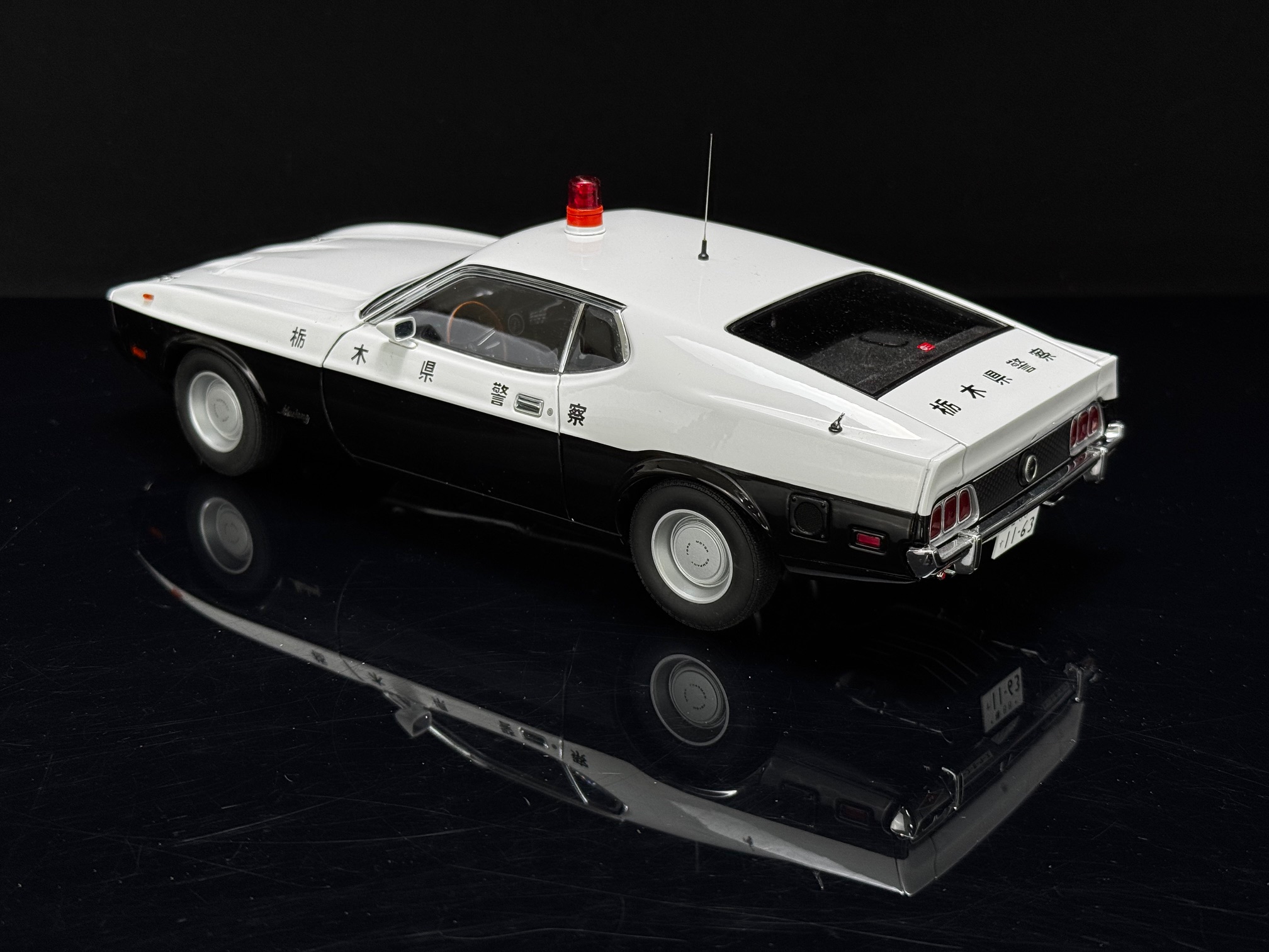 AUTOart Ford Mustang Mach 1 Japanese Police - 1/18 - Imagen 5