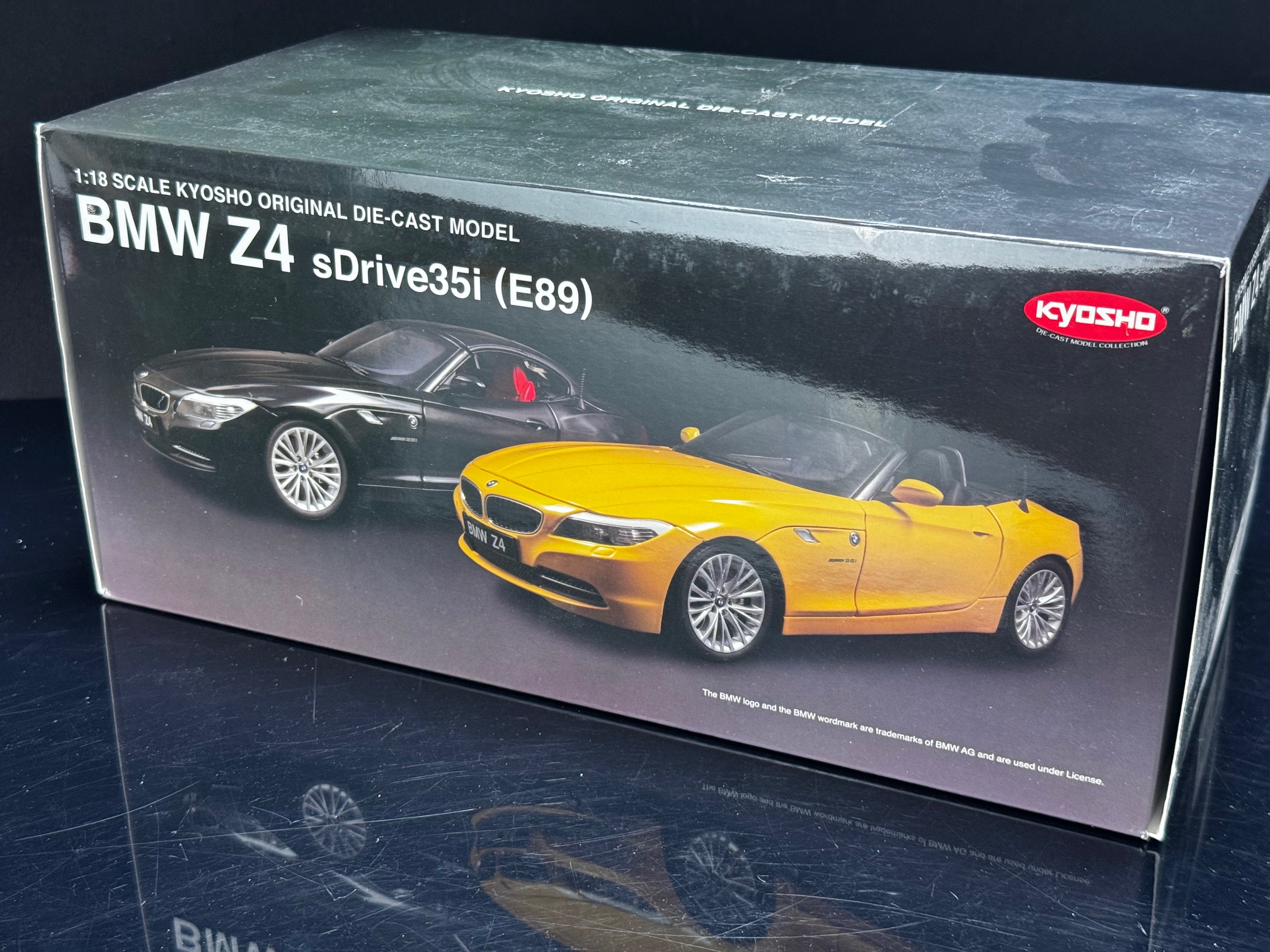 Kyosho BMW Z4 sDrive35i E89 Atacama Yellow - 1/18 – Bild 10
