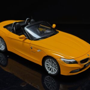 Kyosho BMW Z4 sDrive35i E89 Atacama Yellow - 1/18