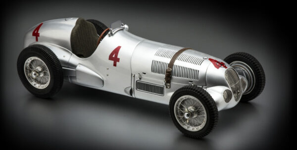 CMC Mercedes w125 M-116