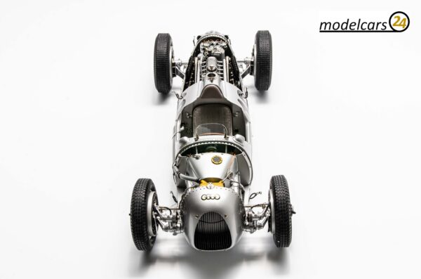 Modelcars24 20 1 scaled