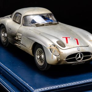 modelcars24 authentique CMC Mercedes 300 SLR Uhlenhaut M-245 - 1/18