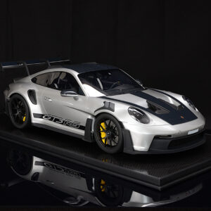 Porsche 992 GT3 RS 1:8 Ihr Porsche als Modell