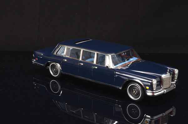 CMC Mercedes-Benz 600 Pullman “King of Rock ‘n’ Roll” – Bild 5