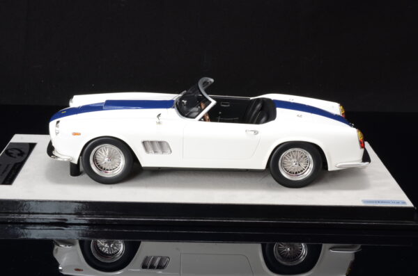 Modelcars24 Ferrari 250 California Blue Stripes Limited Edition one of 30 – Bild 7