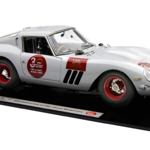 CMC 30 Jähriges Jubiläum Ferrari 250 GTO grau, signature Mrs.Jia Limited Edition 1500 pcs.