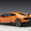 AUTOart Lamborghini Huracán Performante (Arancio Anthaeus)1:12 – Bild 10