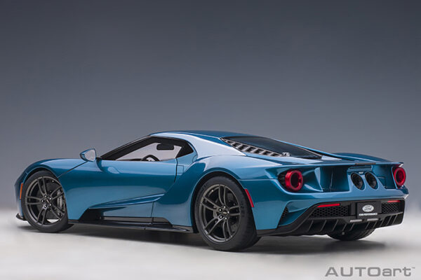 AUTOart 1:12 Ford GT 2017 (liquid blue)