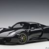 AUTOart Porsche 918 Spyder Weissach Package (Basaltschwarzmetallic) 1:12 – Bild 17