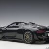 AUTOart Porsche 918 Spyder Weissach Package (Basaltschwarzmetallic) 1:12 – Bild 16