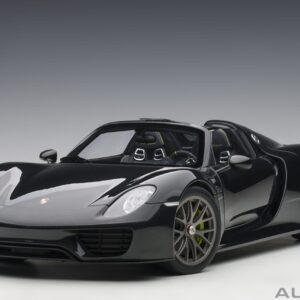 AUTOart Porsche 918 Spyder Weissach Package (Basaltschwarzmetallic) 1:12