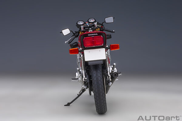 AUTOart 1:2 Honda CB750F BariBari Legend Koma Gun