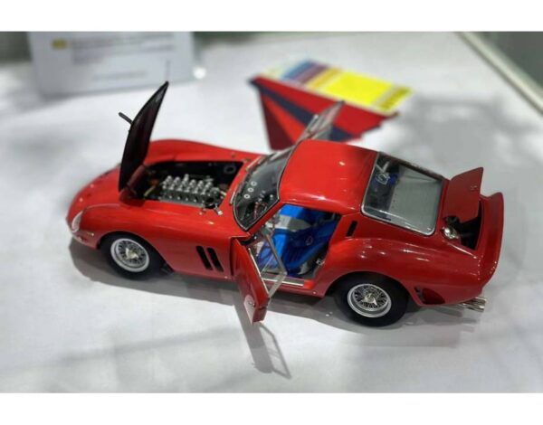 Martisan Ferrari 250 GTO Rosso Corsa AL mit Kupferkarosserie one of 199 – Bild 8
