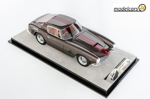 Modelcars24 Tecnomodel Ferrari 250 SWB Limited Edition one of 50 mit Show Case – Bild 5
