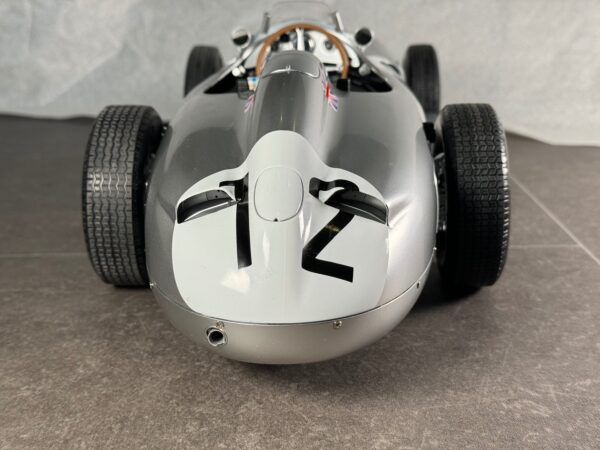 IXO Mercedes W196 Bausatz 1:8 – Bild 12