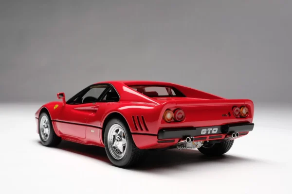 Amalgam Ferrari 288 GTO 1984 Red 1:18 – Bild 4