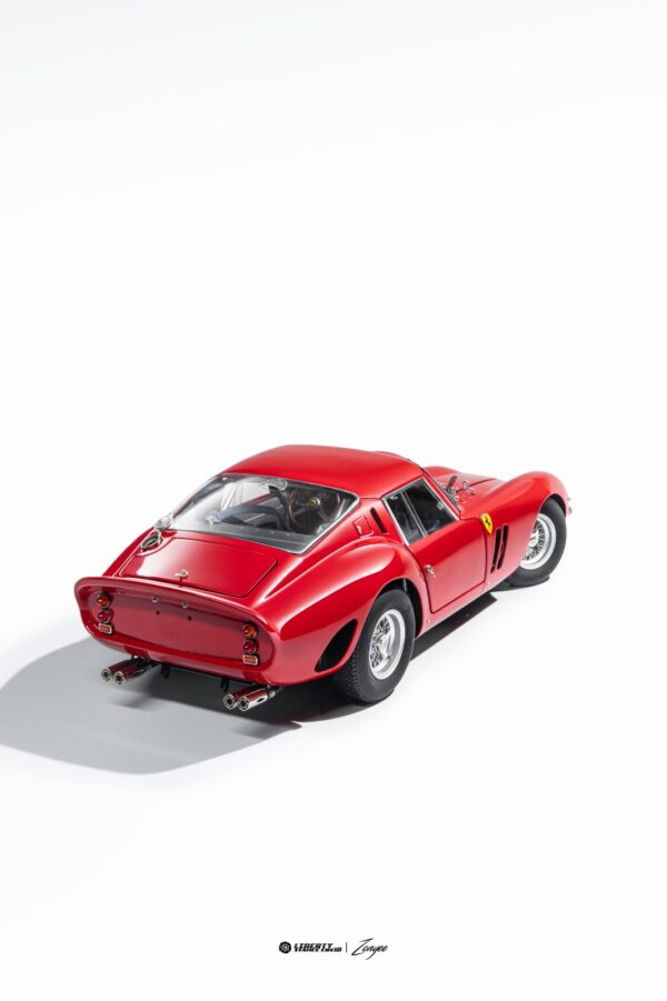 Martisan Ferrari 250 GTO Rosso Corsa AL mit Kupferkarosserie one of 199 – Bild 5
