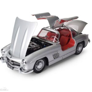 IXO Mercedes 300 SL silber Bausatz 1:8