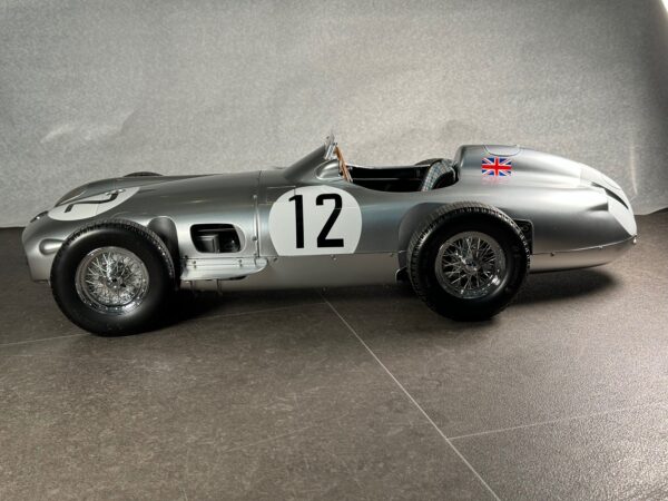 IXO Mercedes W196 Bausatz 1:8 – Bild 10