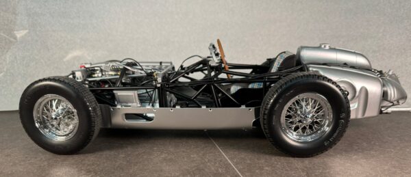 IXO Mercedes W196 Bausatz 1:8 – Bild 5