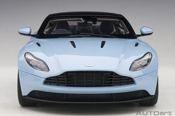 AUTOart Aston Martin DB11 (q frosted glass blue)