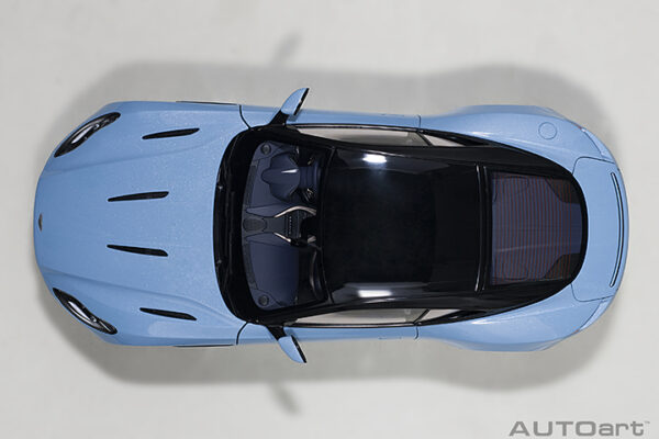 AUTOart Aston Martin DB11 (q frosted glass blue)