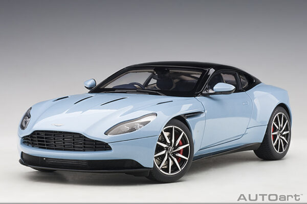 AUTOart Aston Martin DB11 (q frosted glass blue)