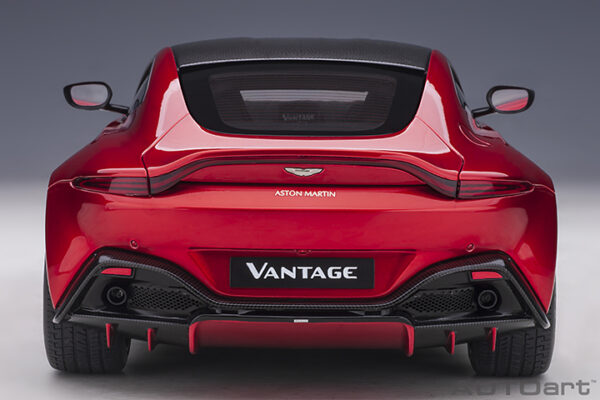AUTOart Aston Martin Vantage 2019 (hyper red) (composite