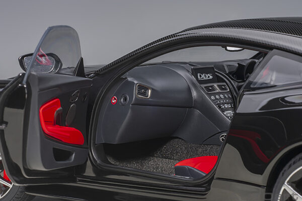 AUTOart Aston Martin DBS Superleggera 2019 (jet black)