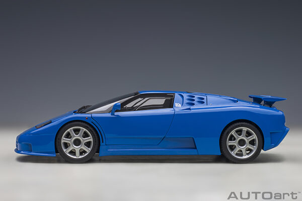 AUTOart Bugatti EB 110 SS 1992 (blue:french racing blue)