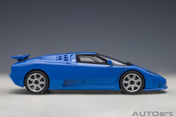 AUTOart Bugatti EB 110 SS 1992 (blue:french racing blue)