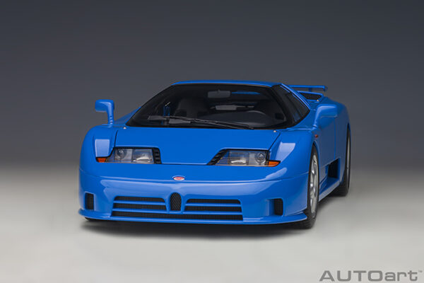 AUTOart Bugatti EB 110 SS 1992 (blue:french racing blue)