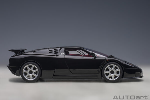 AUTOart Bugatti EB 110 SS 1992 (nero vernice:black)