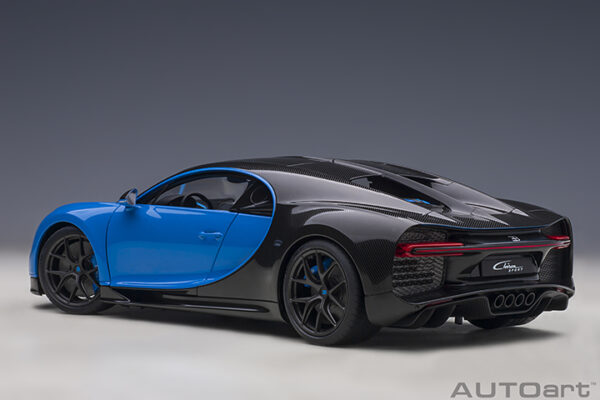 AUTOart Bugatti Chiron Sport 2019 (french racing blue:carbon)