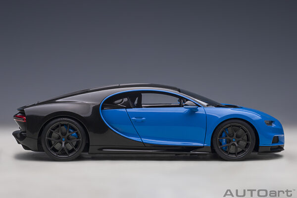 AUTOart Bugatti Chiron Sport 2019 (french racing blue:carbon)
