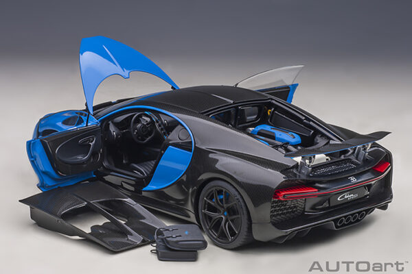 AUTOart Bugatti Chiron Sport 2019 (french racing blue:carbon)