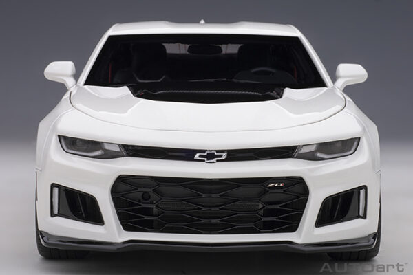 AUTOart Chevrolet Camaro ZL1 2017 (summit white) (composite