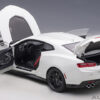 AUTOart Chevrolet Camaro ZL1 2017 (summit white) (composite