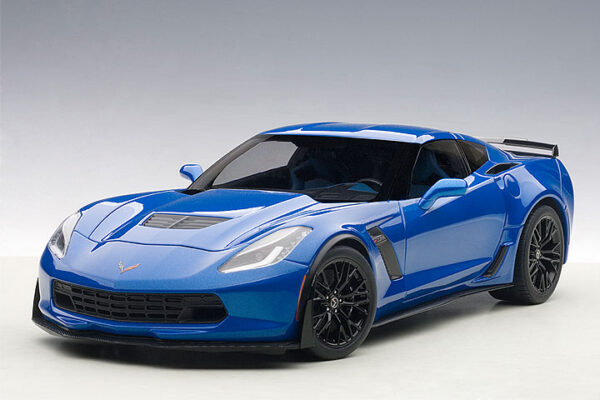 AUTOart Chevrolet Corvette C7 Z06 (laguna blue tintcoat: