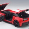 AUTOart Chevrolet Corvette C7 Grand Sport red/white stripes – Bild 4