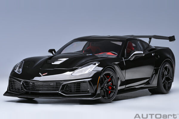 AUTOart Chevrolet Corvette C7 ZR1 2019 (gloss black) (composite