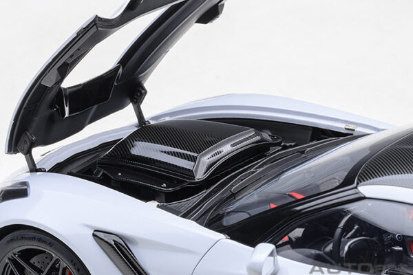 AUTOart Chevrolet Corvette C7 ZR1 2019 (ceramic matrix grey metallic)