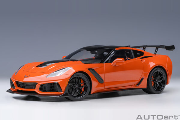 AUTOart Chevrolet Corvette C7 ZR1 2019 (sebring orange tintcoat)