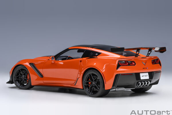 AUTOart Chevrolet Corvette C7 ZR1 2019 (sebring orange tintcoat)